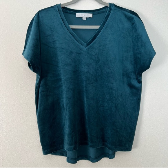Loft green velvet t-shirt top blouse - Picture 3 of 6